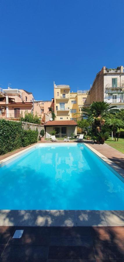 Bed and Breakfast Casa Castagna Caserta Esterno foto